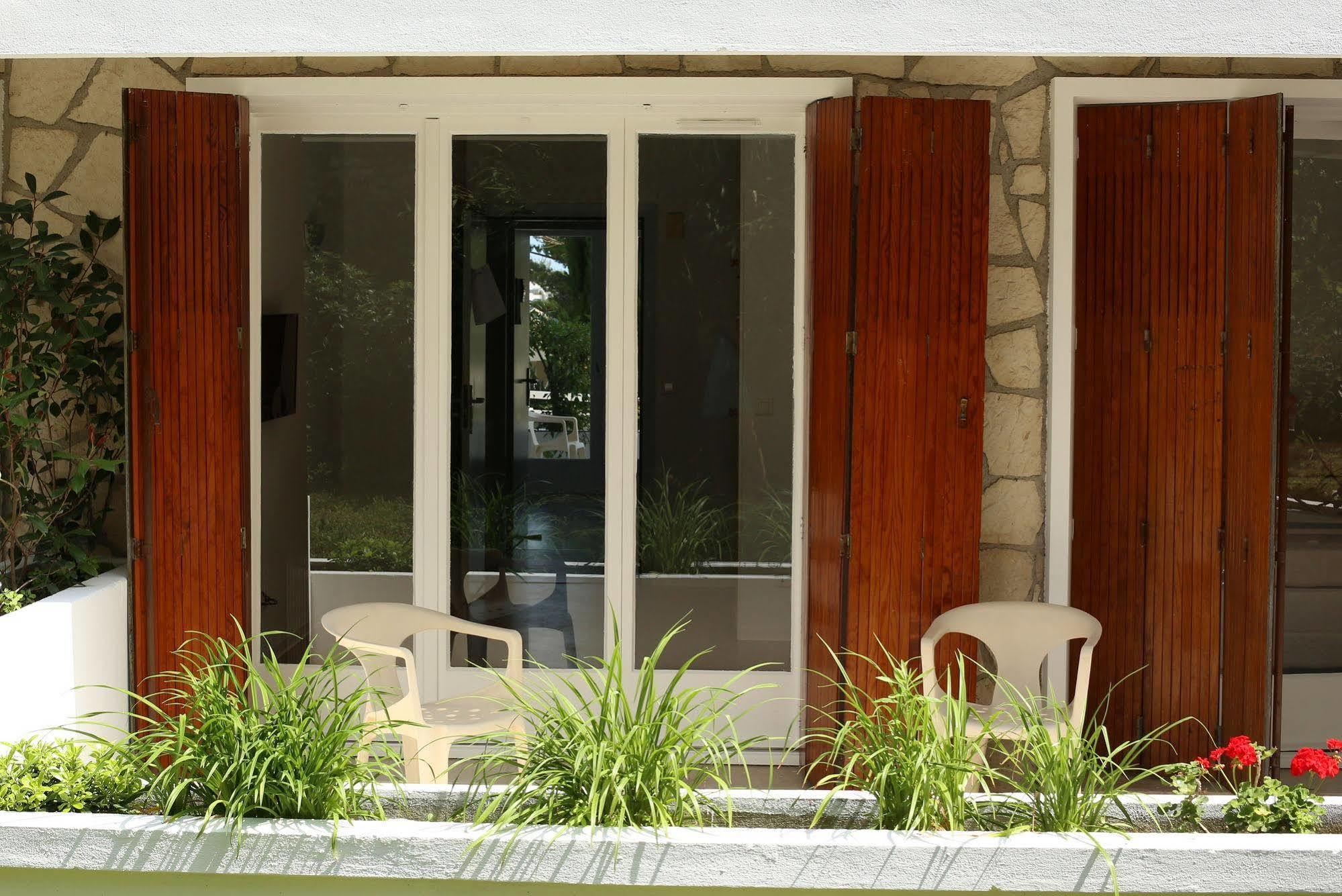 La Tournerie Hotel Μεντόν Εξωτερικό φωτογραφία