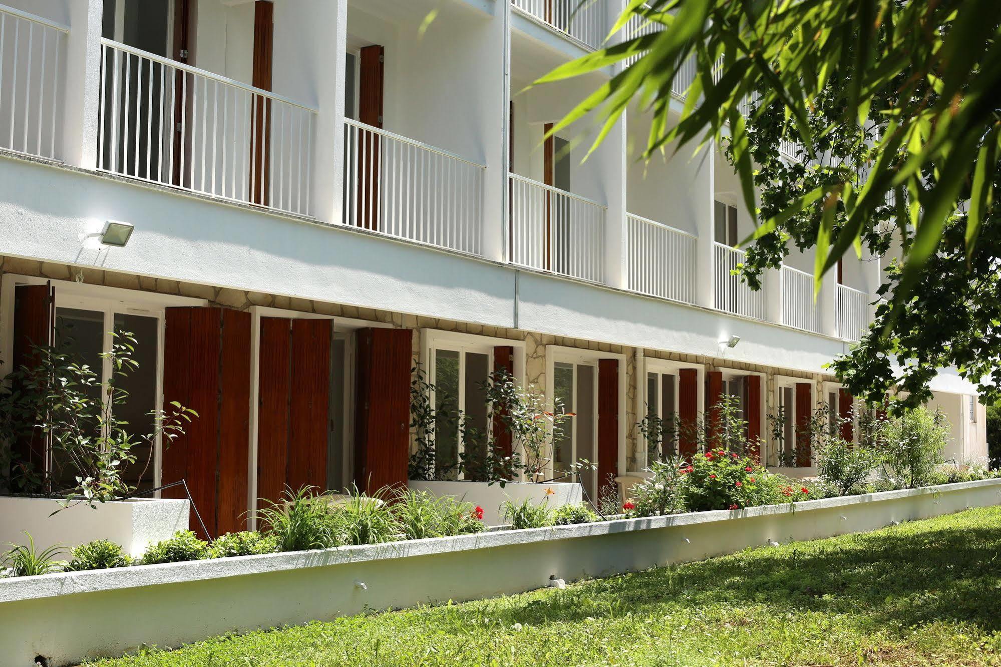 La Tournerie Hotel Μεντόν Εξωτερικό φωτογραφία